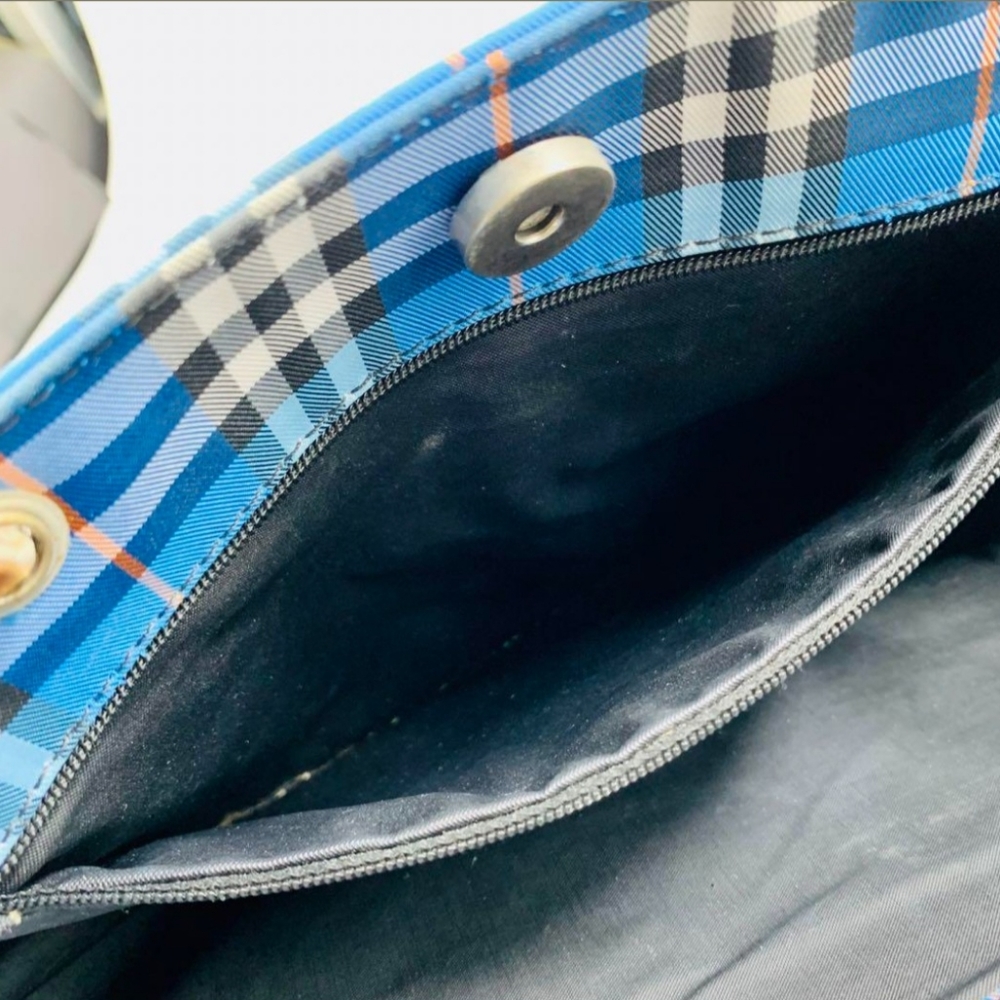 Burberry Hobo Bag - Picture 6 of 6